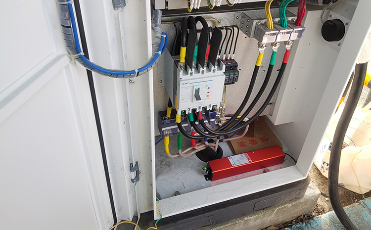 充電樁全氟己酮.jpg 充電樁全氟己酮.jpg